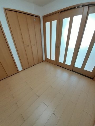 ネオ　ブリーズの寝室