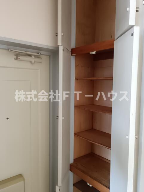 パルシオンＡＯＫＩの玄関