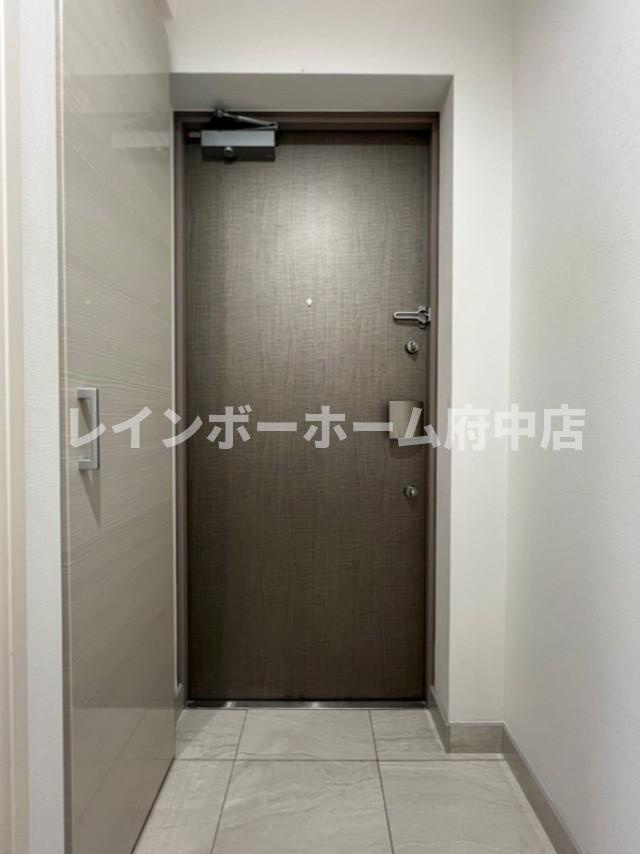 プレセダンヒルズ八王子の玄関
