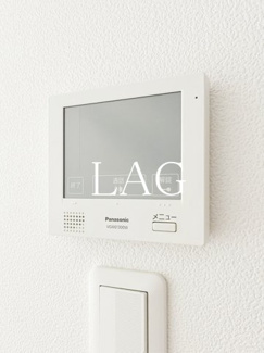 【設備】 | ＲＳ参番館 | モニター付きインターホンです。