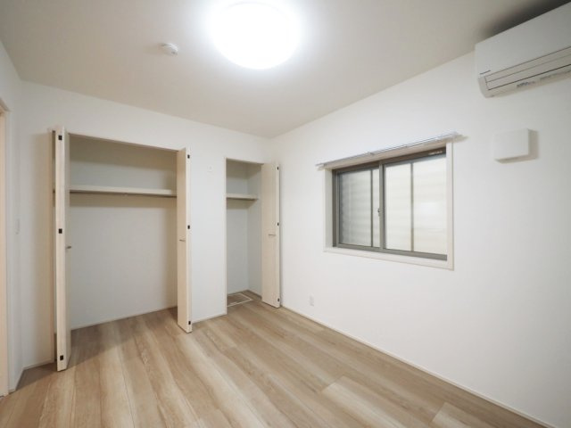 フジパレス瓜生堂Ⅴ番館の洋室