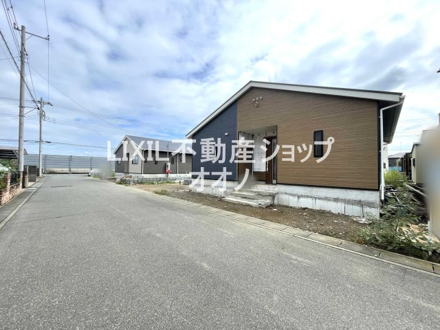 【前面道路含む現地写真】 | 加須市水深新築全2棟　2号棟