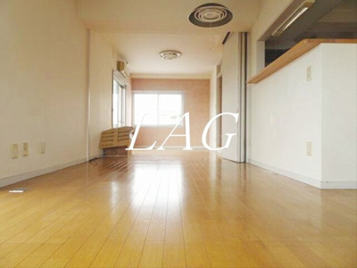 【居間・リビング】 | 柳澤ビル | 洋室のお部屋です。