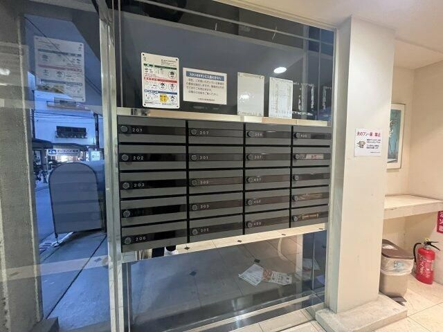 スタジオ根岸のその他共用部分|メールボックス