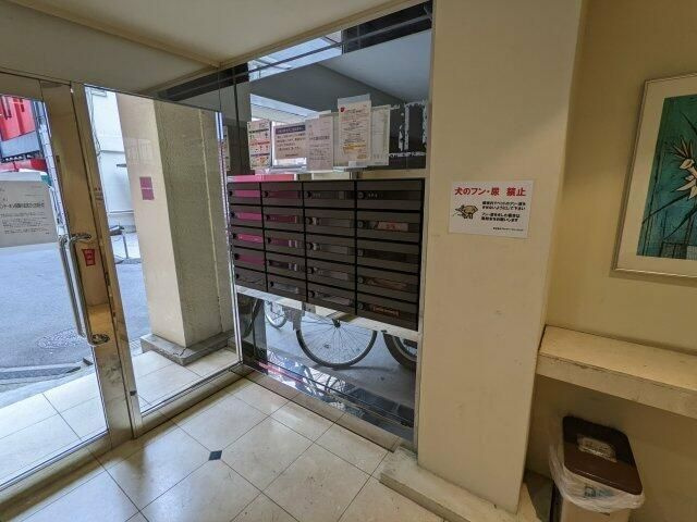 スタジオ根岸のロビー