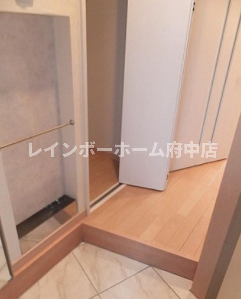 フローレンス立川の玄関