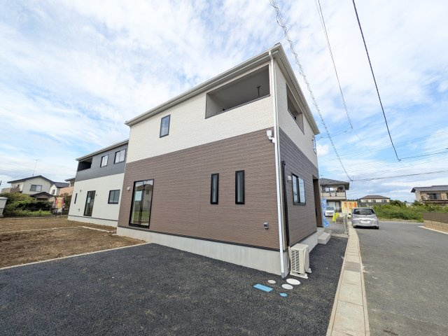 石岡市若松　第8　新築戸建　2号棟
