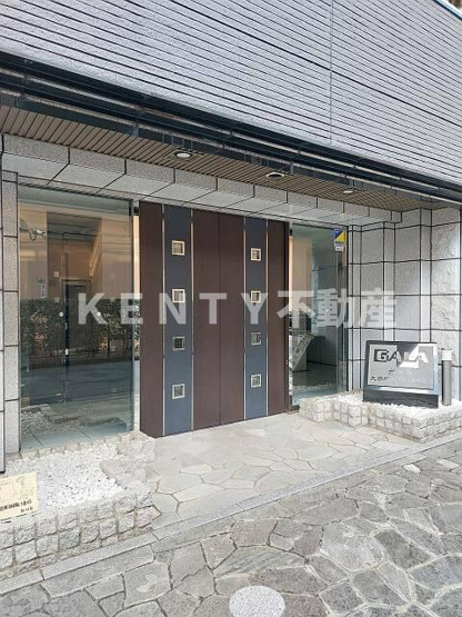 【エントランス】 | ガーラ大井町ゼームス坂上 | 清潔なエントランスです