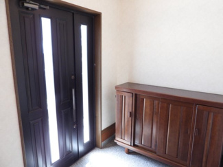【玄関】 | 上物部  一戸建　（492番4）
