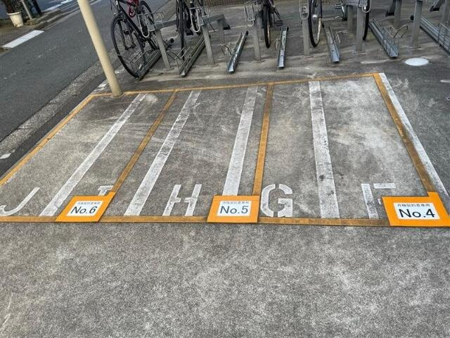 ＨＹ’ｓ　ｃｒｅｃｅｒ清澄白河の駐車場|バイク置き場