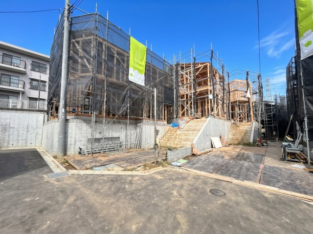 戸塚区矢部町　新築戸建て　第6の外観|◆開発道路を囲むように区割りされた敷地。開放感や明るい雰囲気は他にはない条件です。