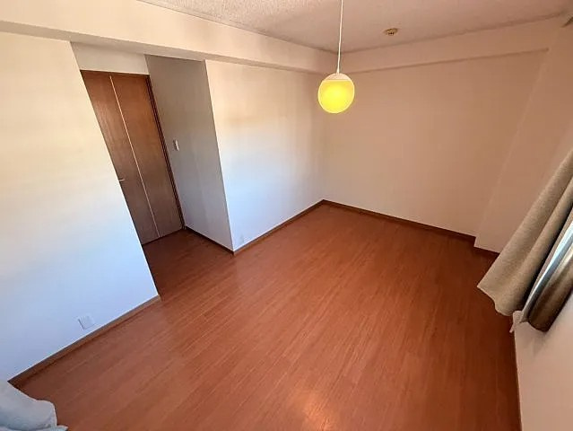 芦屋市東芦屋町の賃貸マンションの居間・リビング