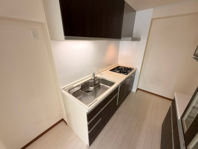 芦屋市東芦屋町の賃貸マンションのキッチン