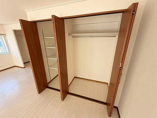 芦屋市東芦屋町の賃貸マンションの収納