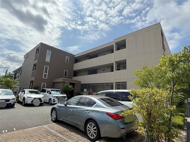 西宮市東町２丁目のアパートの外観