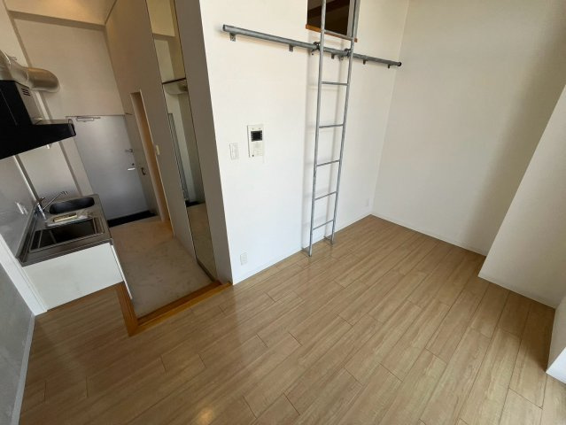 神戸市東灘区御影塚町２丁目の賃貸マンションの居間・リビング
