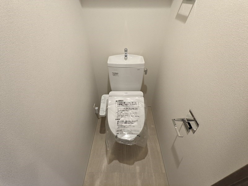 神戸市中央区加納町２丁目の賃貸マンションのトイレ
