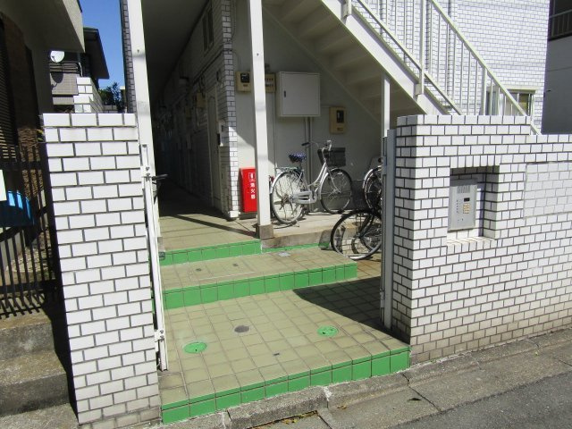 【エントランス】 | 国立ファニー