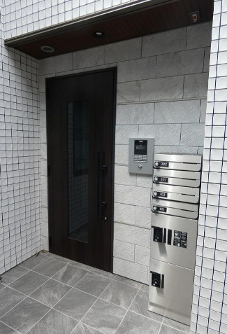 I-FLATのエントランス