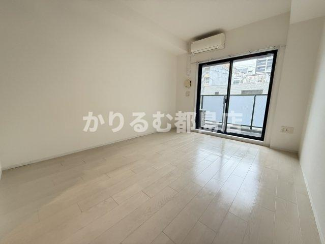 レジュールアッシュ都島の居間・リビング