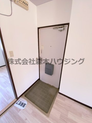 【玄関】 | 　シャインハヤミ | 毎日通る玄関はこちらです