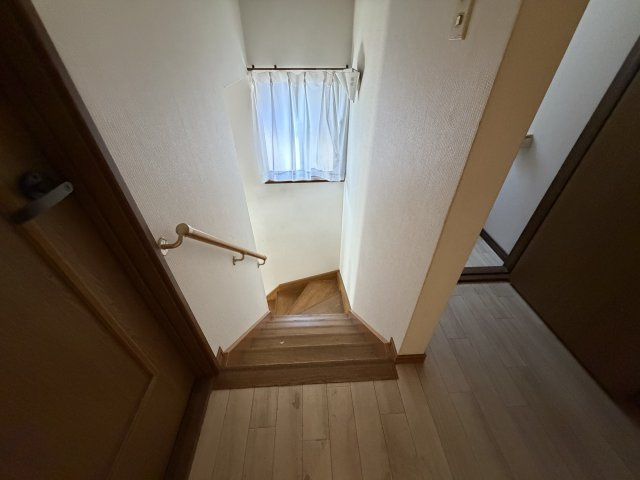 玉島乙島店舗兼住居の内装