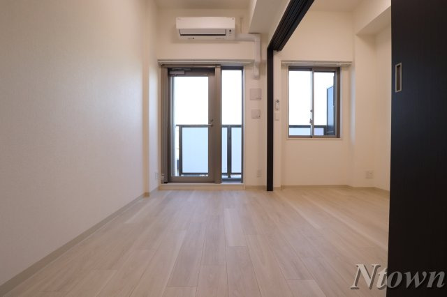 【居間・リビング】 | エステムコート名古屋　TWIN　EAST | こちらの居間で趣味の時間をお楽しみください