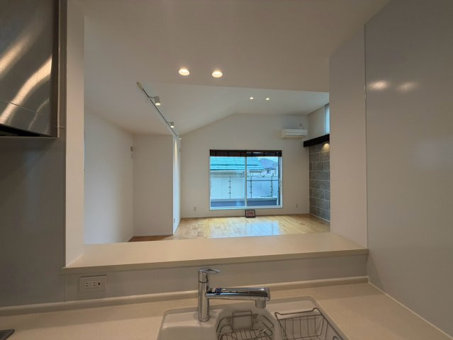 大田区久が原　リフォーム済中古戸建の居間・リビング
