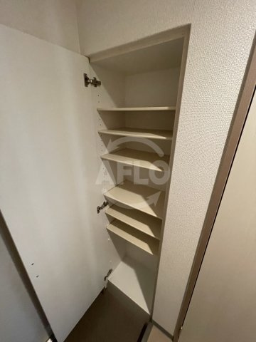 ウイングコート阿波座の収納|ウイングコート阿波座　シューズボックス