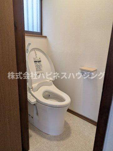 東我孫子一丁目戸建てのトイレ|1階トイレ