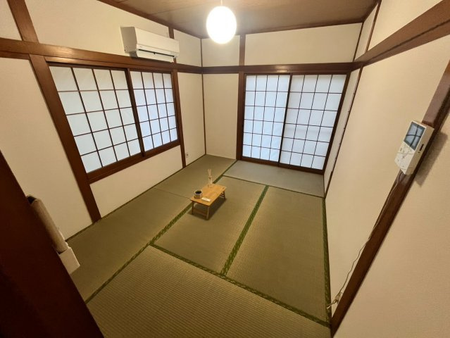 東我孫子一丁目戸建てのトイレ|2階トイレ