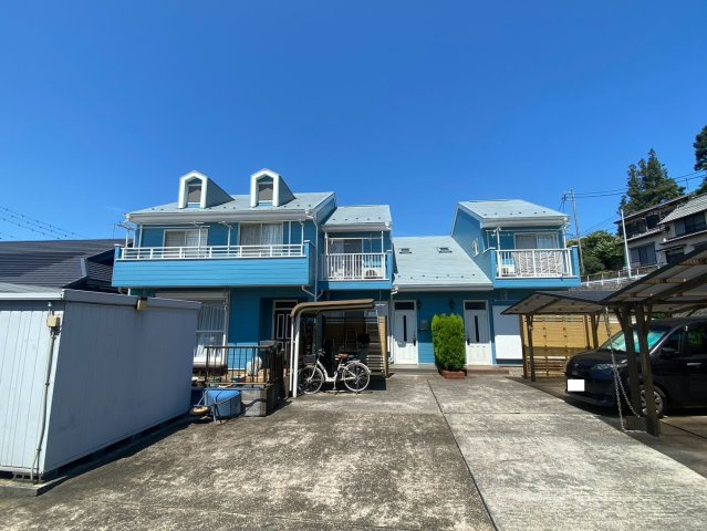 千葉市稲毛区小中台町のアパートの外観