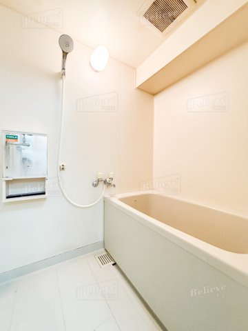 シャルム六ツ門の浴室|きれいなお風呂です♪