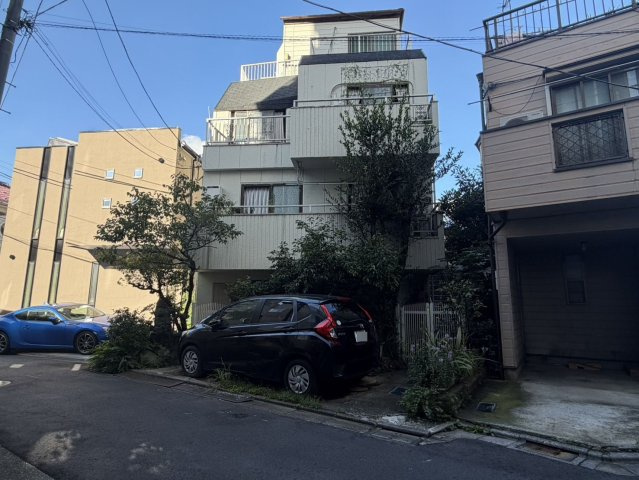 亀山ハウスの外観