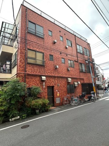 新力ハウスの外観