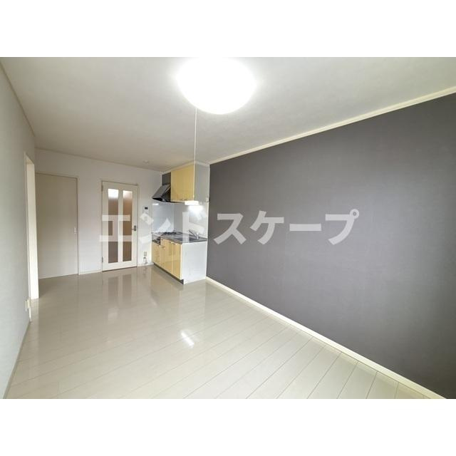 GARDEN　MIYAKOⅡの居間・リビング|高崎、前橋のお部屋探しはエンドスケープまで！お客様の理想お聞かせ下さい♪