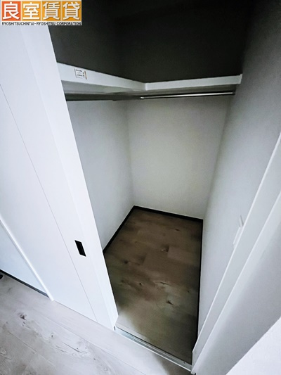 【収納】 | スリーアイランドタワー金山 | ※このお写真は同物件の別のお部屋のお写真です。現状優先。
