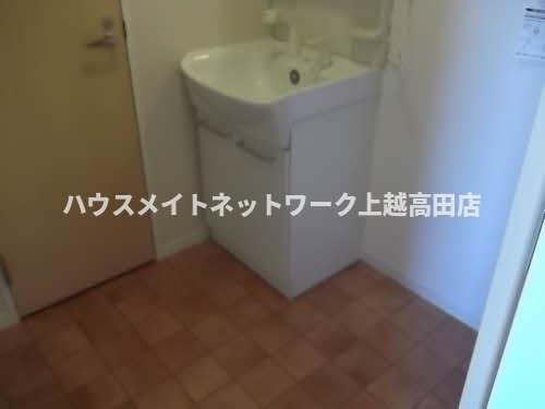 アーバンスクエアの洗面所|洗髪洗面化粧台・洗濯機置場