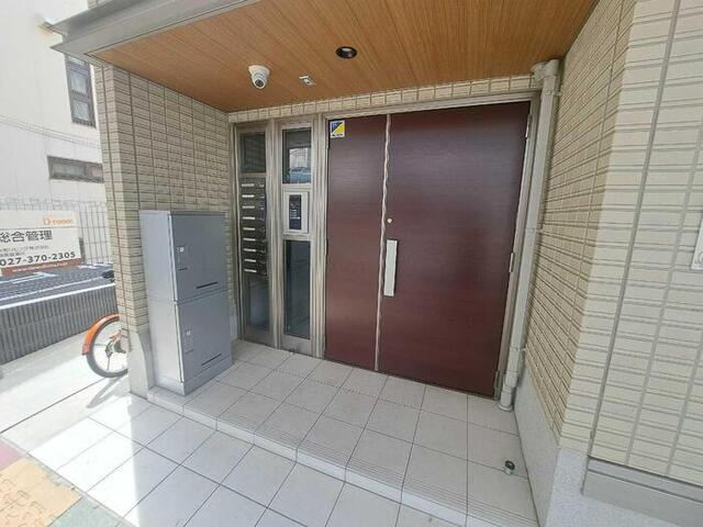 オペラハウス千代田のエントランス|エントランス