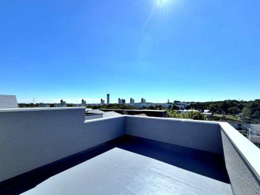 藤沢市大庭　中古戸建のバルコニー|ルーフバルコニー