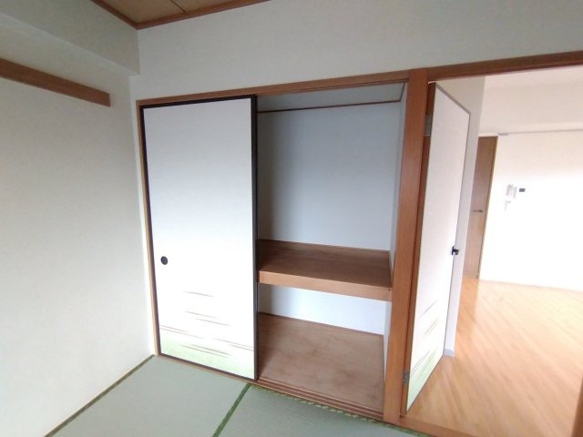 プリメールあざみ野の収納|和室収納