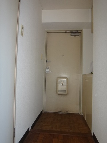 グリーンハイツ新道の玄関|玄関