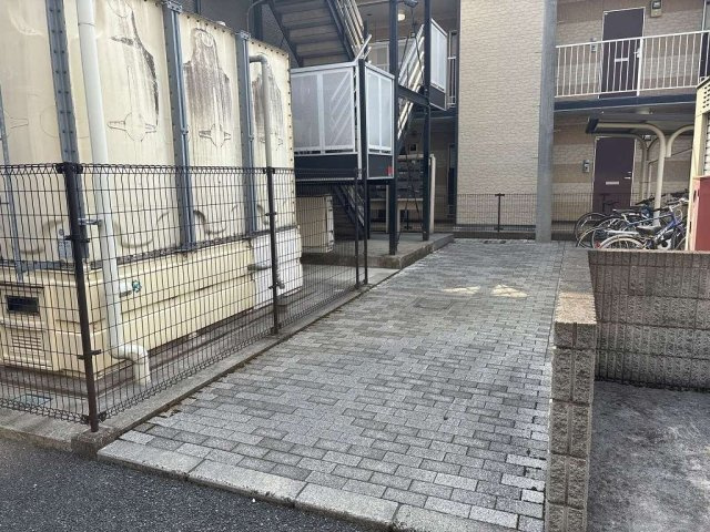 レオパレス山﨑８８のその他