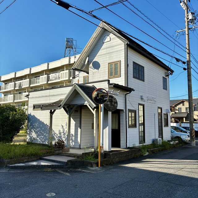 羽島郡笠松町田代の店舗一部の外観
