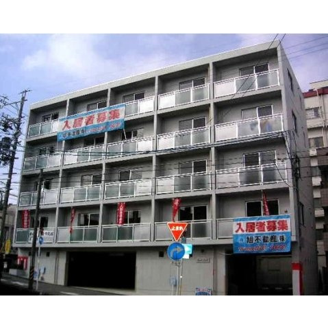 岐阜市早田大通１丁目のアパートの外観
