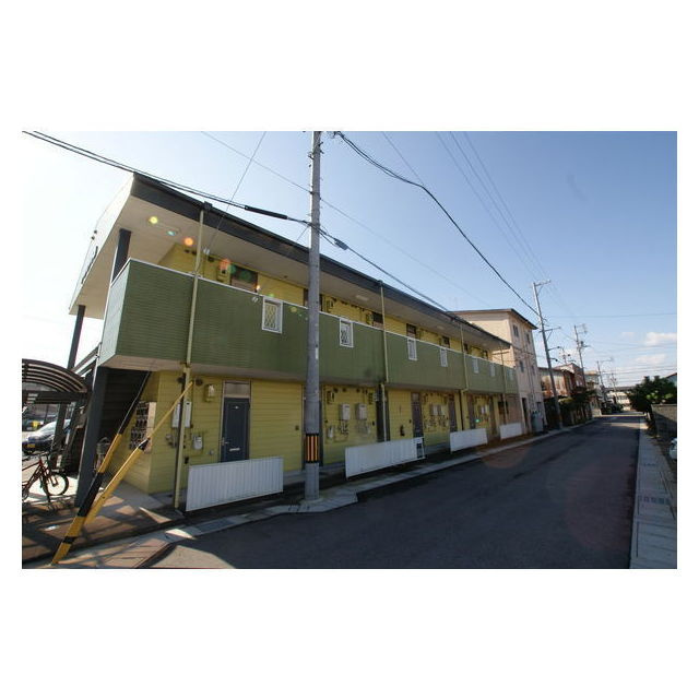 岐阜市八代３丁目のアパートの駐車場