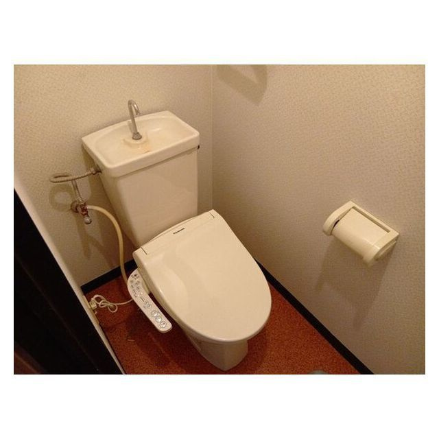 岐阜市早田東町８丁目のアパートのトイレ