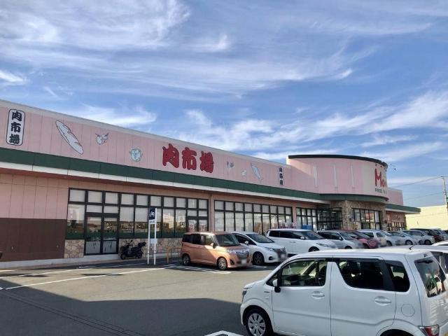 ラビィーニアの周辺|その他「フードマーケットMom肉市場厚原店まで503m」
