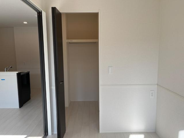 クロシェットⅢの収納|クローゼット