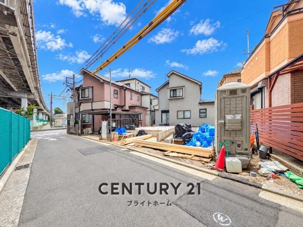 横浜市都筑区東山田町の新築一戸建の前面道路含む現地写真|陽当りの良さ、住環境を現地にてご確認下さい！
周辺環境も合わせてご案内させていただきます！